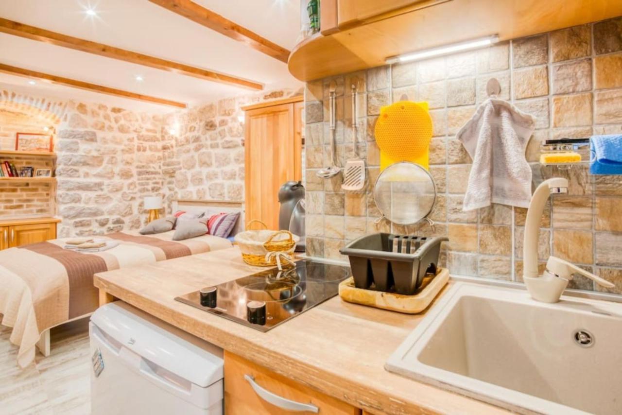 Kotor Bagus - Cozy Boutique Old Town Studio With Seaview Terrace Екстериор снимка